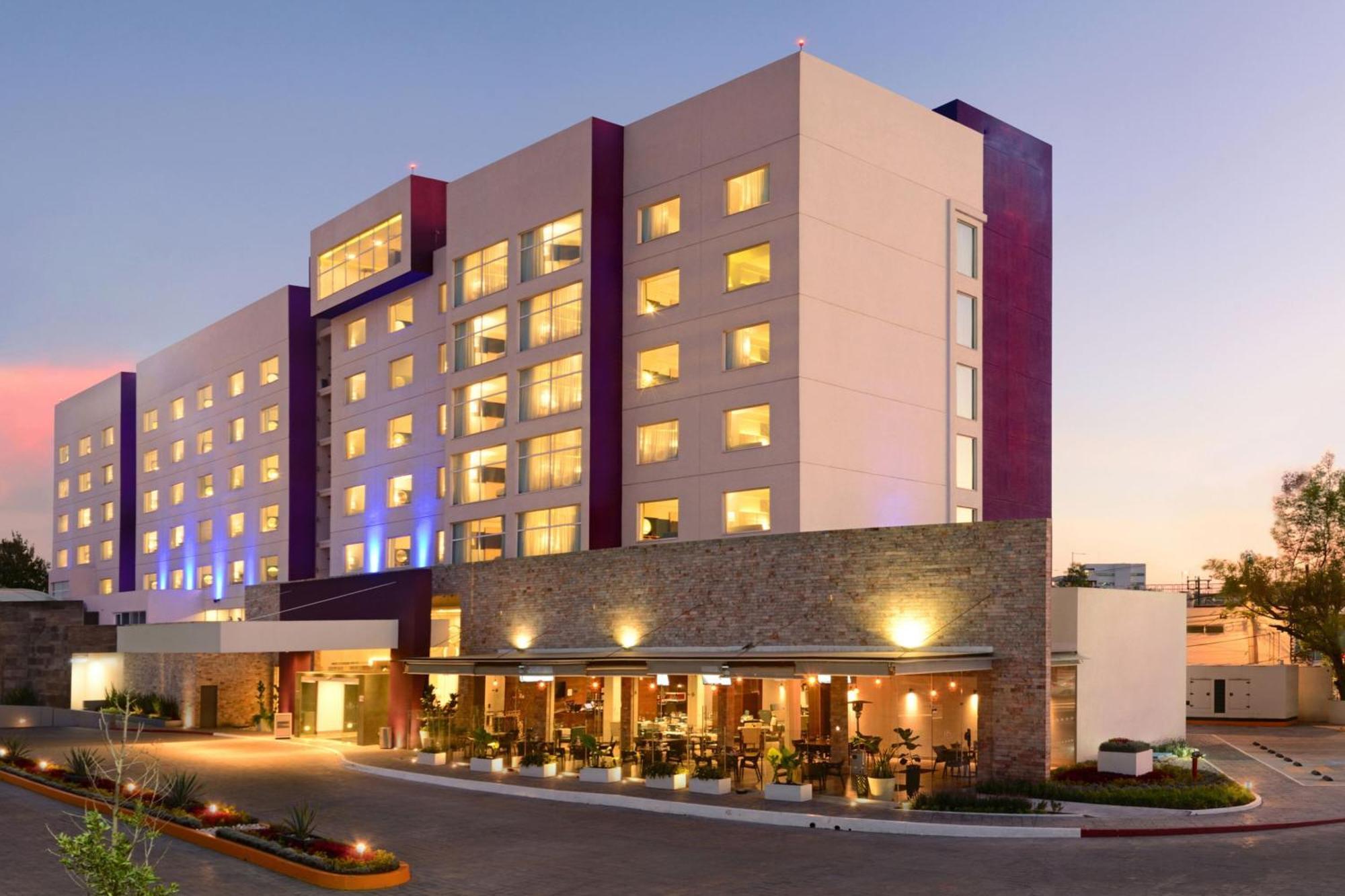 HS HOTSSON Hotel Puebla Exterior foto